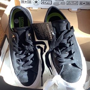 Genuine Leather  Chuck Taylor Converse sneakers.  NWT,  sz 5.5